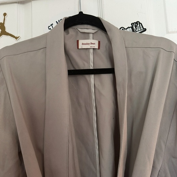 Sunday Best Robe Tie Blazer - Picture 4 of 5